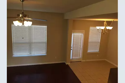 243 Sherburne Street, Lewisville, TX 75067 - Photo 2