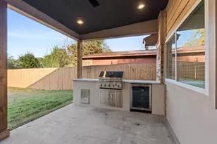 8629 Baumgarten Dr, Dallas, TX 75228 - Photo 28