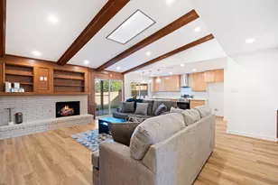 8629 Baumgarten Dr, Dallas, TX 75228 - Photo 2