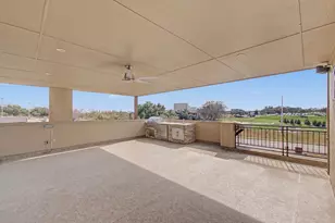 101 Decker Ct, Irving, TX 75062 - Photo 26