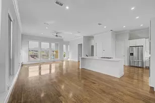 101 Decker Ct, Irving, TX 75062 - Photo 12