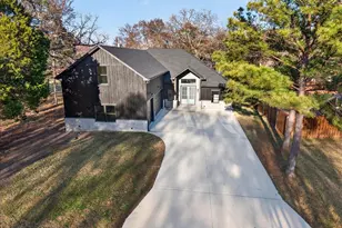 114 Castlewood Rd, Enchanted Oaks, TX 75156 - Photo 32