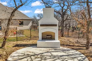 265 Sugartree Cir, Lipan, TX 76462 - Photo 38