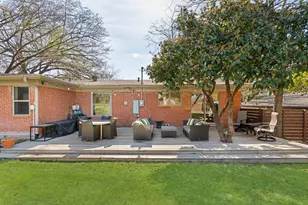 2211 Longwood Ln, Dallas, TX 75228 - Photo 6