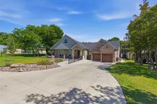 11754 North Ct, Azle, TX 76020 - Photo 2