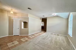 875 Shoal Creek Dr, Arlington, TX 76001 - Photo 6