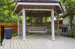 10544 Cox Ln, Dallas, TX 75229 - Photo 34