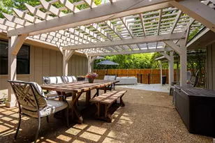 10544 Cox Ln, Dallas, TX 75229 - Photo 32