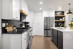 10544 Cox Ln, Dallas, TX 75229 - Photo 4