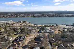 211 Turner Cir, Granbury, TX 76048 - Photo 34