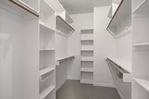 211 Turner Cir, Granbury, TX 76048 - Photo 18