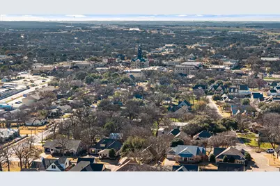 211 Turner Circle, Granbury, TX 76048 - Photo 34