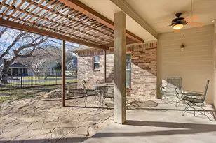 211 Turner Cir, Granbury, TX 76048 - Photo 26