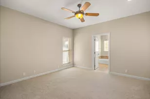 211 Turner Cir, Granbury, TX 76048 - Photo 14