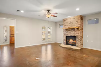 211 Turner Circle, Granbury, TX 76048 - Photo 8