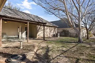 211 Turner Cir, Granbury, TX 76048 - Photo 30