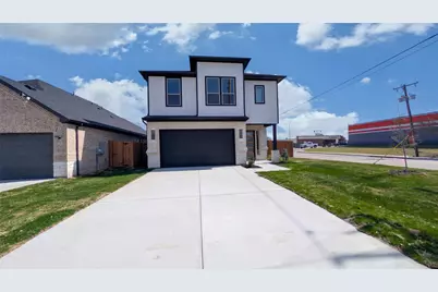 2339 4th Street, Grand Prairie, TX 75051 - Photo 2