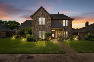 4227 Country Brook Dr, Dallas, TX 75287 - Photo 2