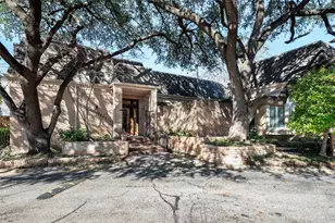 5805 Farquhar Ln, Dallas, TX 75209 - Photo 2