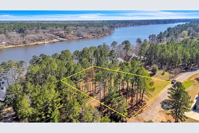 568 Lake Gladewater Drive, Gladewater, TX 75647 - Photo 4