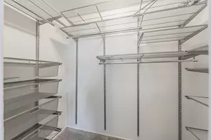 714 Woodlawn Ln, Grand Prairie, TX 75052 - Photo 20