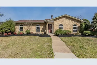 714 Woodlawn Lane, Grand Prairie, TX 75052 - Photo 1
