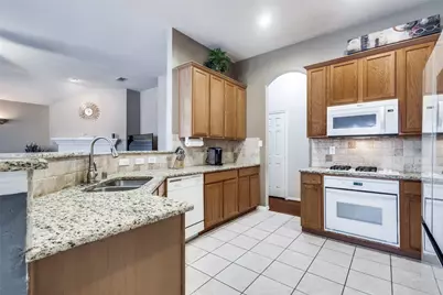 1204 Stonehedge Place, Flower Mound, TX 75028 - Photo 10