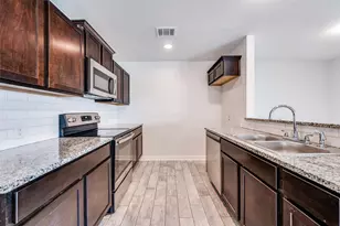 614 N 6th St, Gunter, TX 75058 - Photo 10