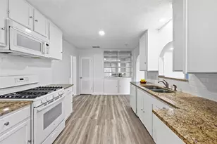 2813 La Monde Terrace, Sansom Park, TX 76114 - Photo 4