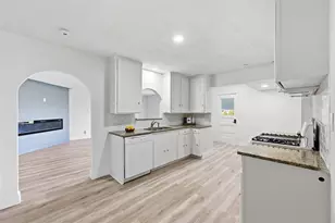 2813 La Monde Terrace, Sansom Park, TX 76114 - Photo 8