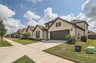 6029 Mapleshade Way, Little Elm, TX 76227 - Photo 2