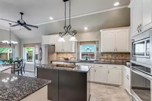 2812 Whitetail Ct, McKinney, TX 75072 - Photo 12