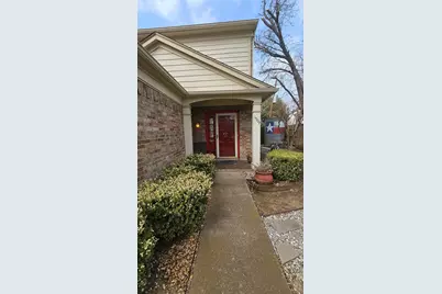 1507 Maybrook Court, Arlington, TX 76014 - Photo 2