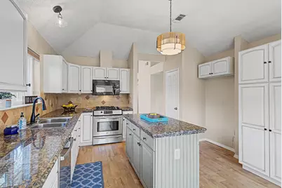 605 Teakwood Drive, Flower Mound, TX 75028 - Photo 16