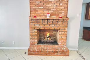 534 E Spring Valley Road E, Richardson, TX 75081 - Photo 6