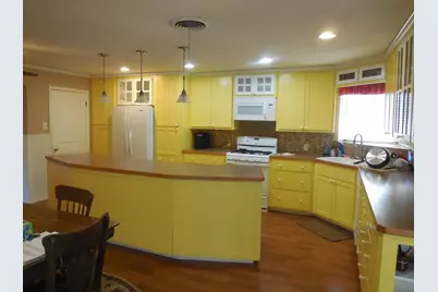 209 Breckenridge Highway, Ranger, TX 76470 - Photo 6