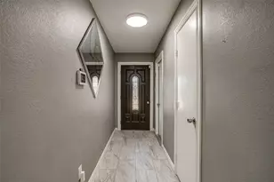 1905 Chattanooga Dr, Bedford, TX 76022 - Photo 4