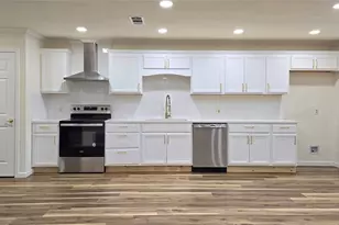 1410 Chinook Dr, Arlington, TX 76014 - Photo 1