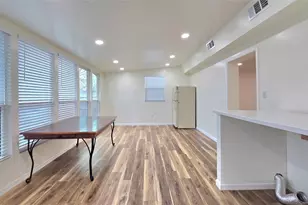 1410 Chinook Dr, Arlington, TX 76014 - Photo 6