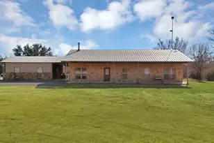 151 Roble Ct, Weatherford, TX 76088 - Photo 2