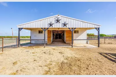 3678 County Road 3655, Bridgeport, TX 76426 - Photo 28