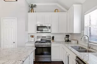 6317 St Andrews Dr, North Richland Hills, TX 76180 - Photo 18