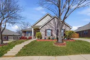 6317 St Andrews Dr, North Richland Hills, TX 76180 - Photo 2