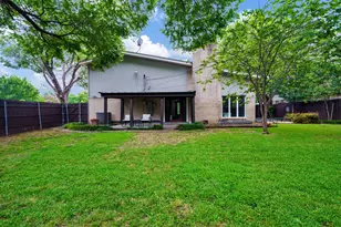 12208 Treeview Ln, Farmers Branch, TX 75234 - Photo 30