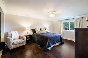 12208 Treeview Ln, Farmers Branch, TX 75234 - Photo 14