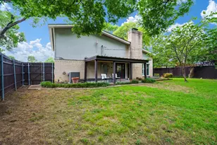 12208 Treeview Ln, Farmers Branch, TX 75234 - Photo 32