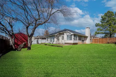709 Raywood Drive, Grand Prairie, TX 75052 - Photo 18