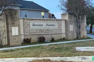 4353 Annesley Ln, Irving, TX 75062 - Photo 14