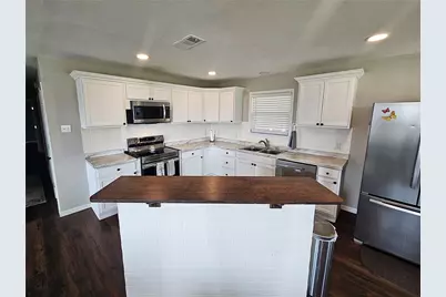 1205 W Trinity Street, Groesbeck, TX 76642 - Photo 6