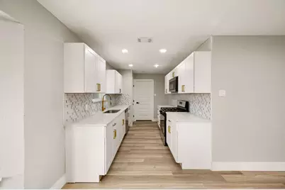 5832 Rosalyn Drive, Watauga, TX 76148 - Photo 6